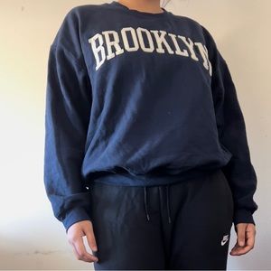 BROOKLYN Large Oversized Crewneck Sweater